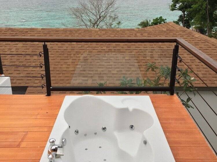 هتل Asara Private Beach Resort