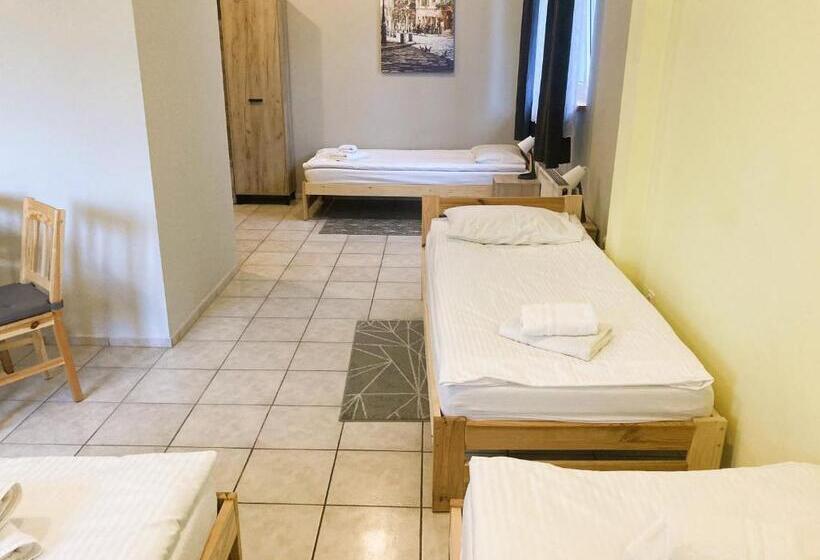 בית מלון כפרי Ava