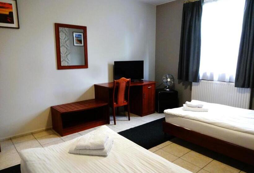 בית מלון כפרי Ava