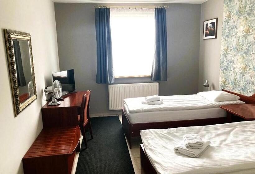 בית מלון כפרי Ava