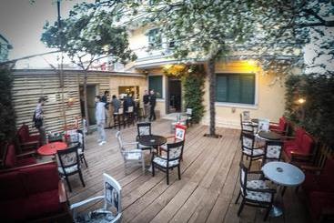 Arka Hostel
