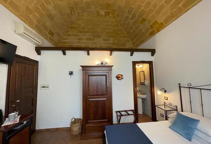 تختخواب و صبحانه Ai Dammusi Rooms