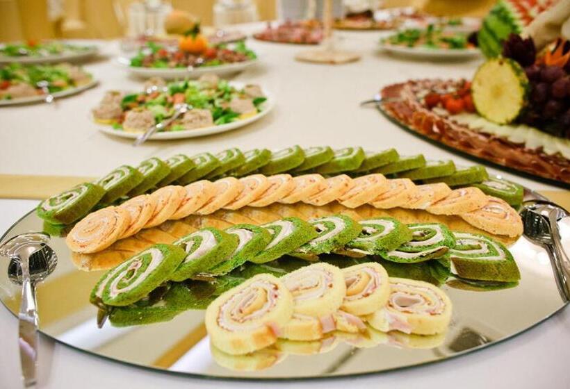 مبيت وإفطار Guest Accommodation Atrium Gulin