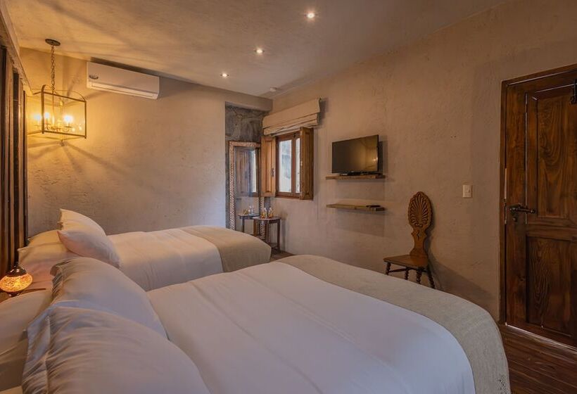 هتل Casa Andreu