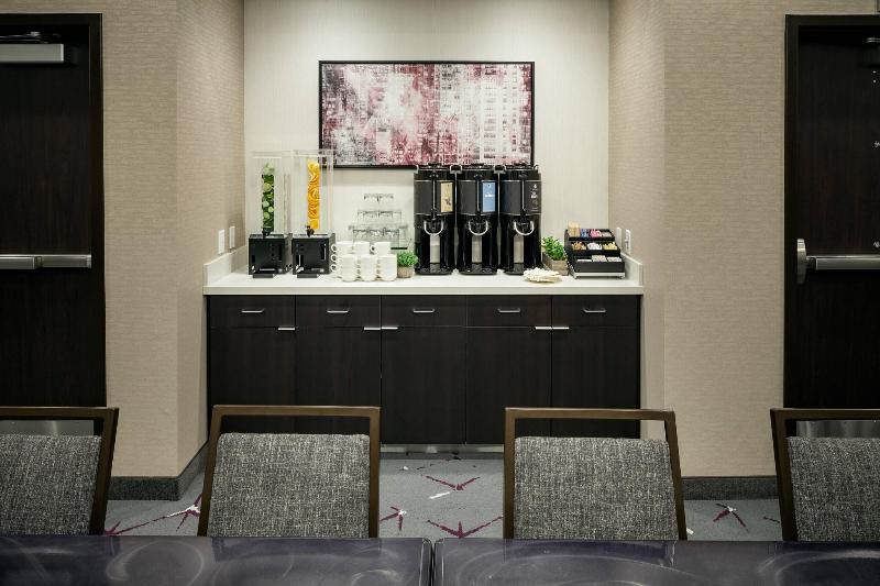 Отель Courtyard By Marriott Corvallis