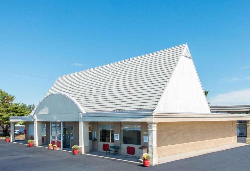 فندق Fairbridge Inn Express Frankfort