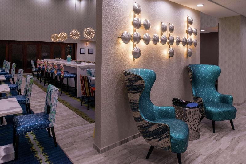 هتل Hampton Inn & Suites Atlanta/marietta