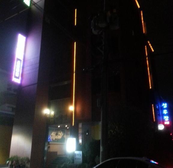 Jeju Brd Hotel  Hostel
