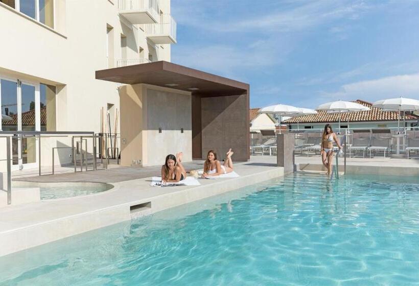 هتل & Residence Continental
