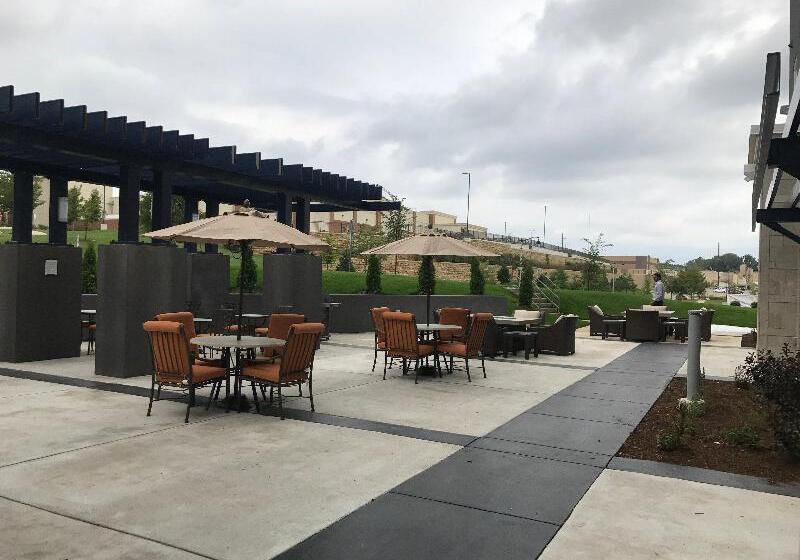 هتل Staybridge Suites Madison   Fitchburg By Ihg