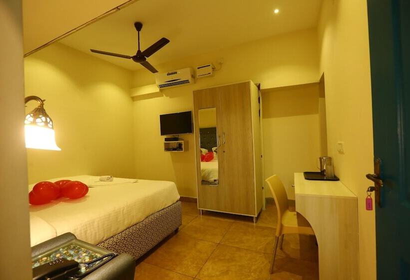 هتل Zingle Stay Airport