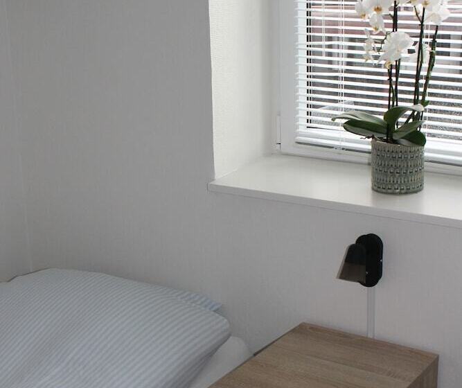 منتجع Amalie Bed And Breakfast & Apartments