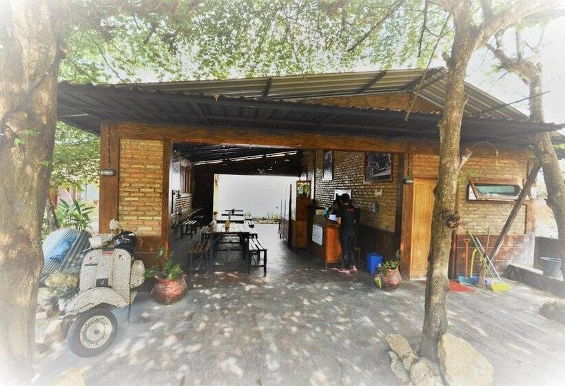 تختخواب و صبحانه World Bnb