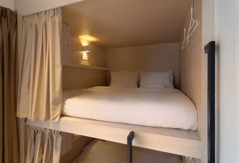 Dock In   Hostel