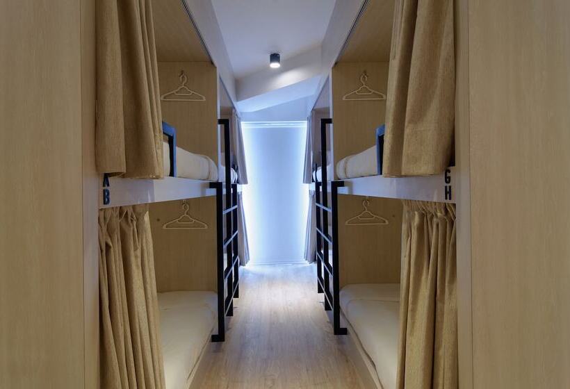 Dock In   Hostel