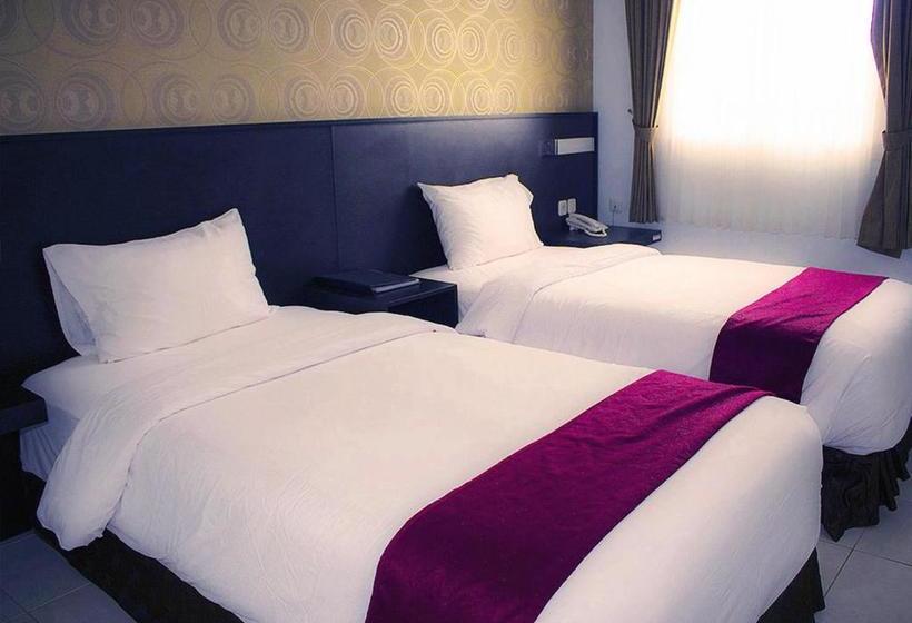 בית מלון כפרי Grand  Sampit