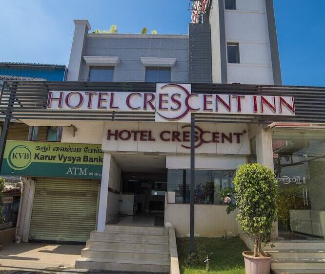 ホテル Crescent Inn