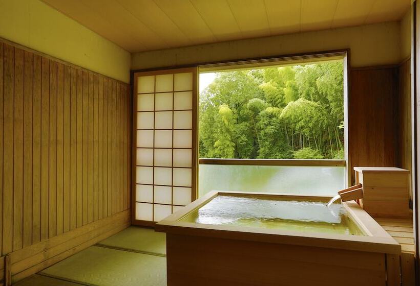 旅館 Rakuzan Yasuda