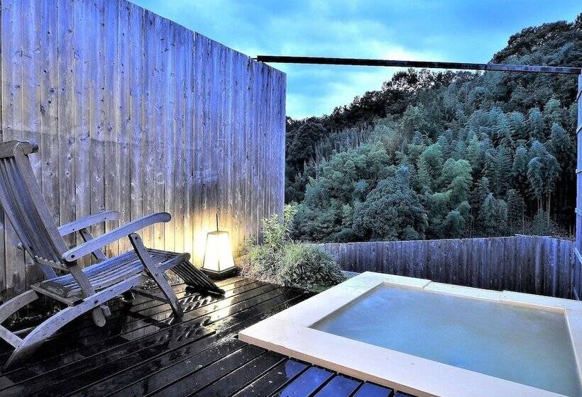 旅館 Rakuzan Yasuda