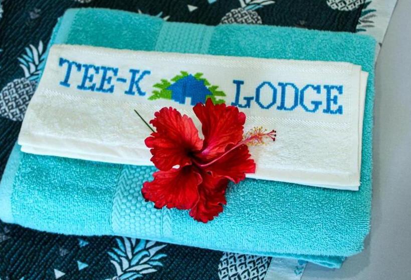 تختخواب و صبحانه Tee K Lodge Tamarindo