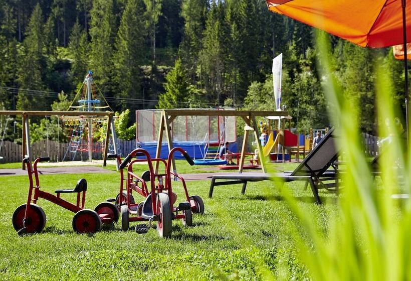 호텔 Almhof Family Und Wellness Resort