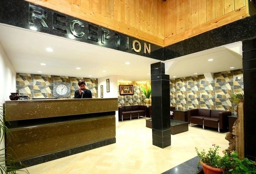 هتل Relax Inn Resort