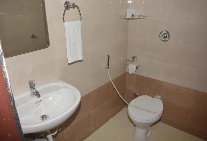 هتل Sapphire Plaza