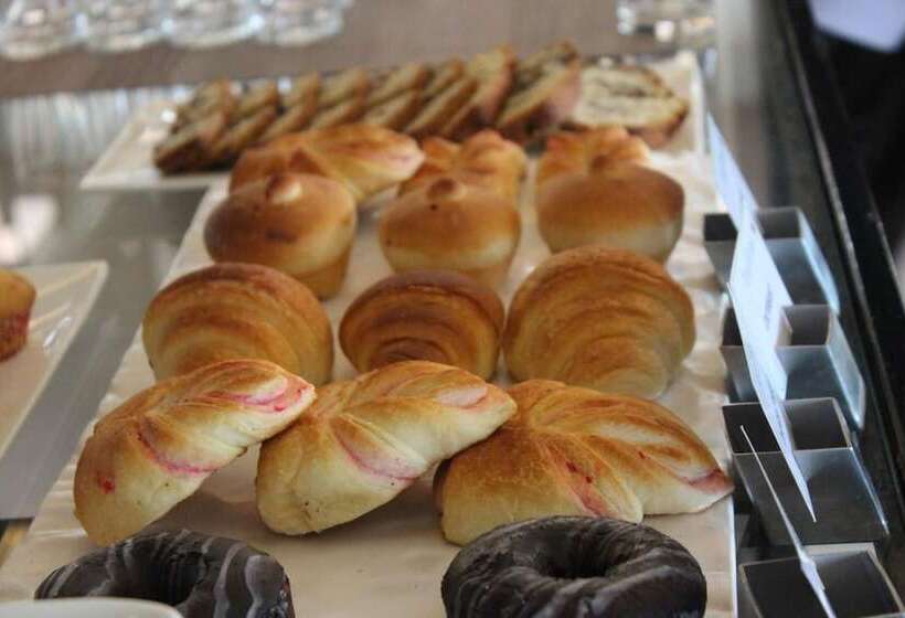 فندق The Fern, Vadodara