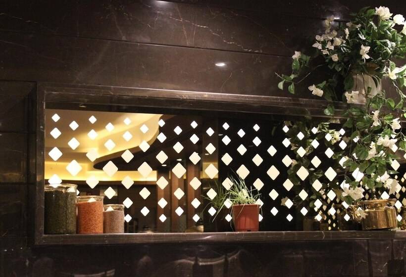 فندق The Fern, Vadodara
