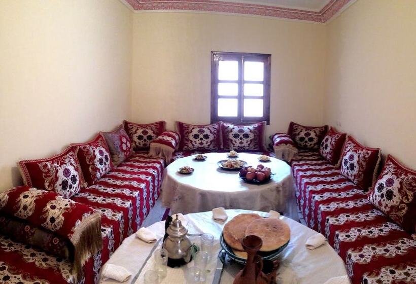 تختخواب و صبحانه Gite Imzough