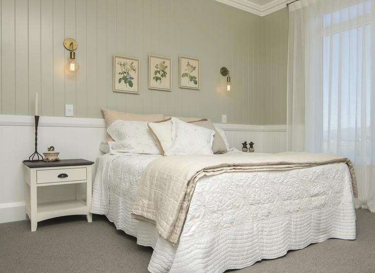 تختخواب و صبحانه Willow S Green