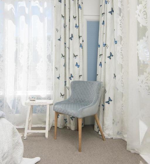 تختخواب و صبحانه Willow S Green