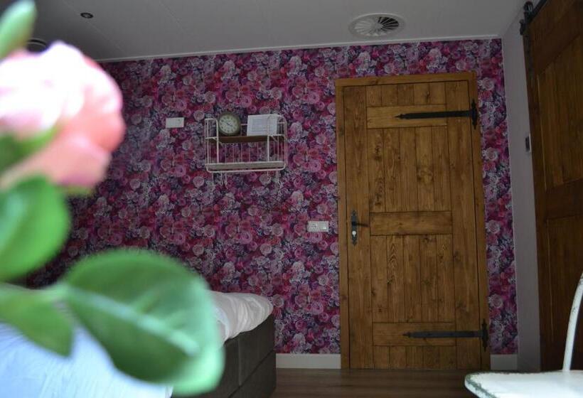 Bed & Breakfast Aan De Beek