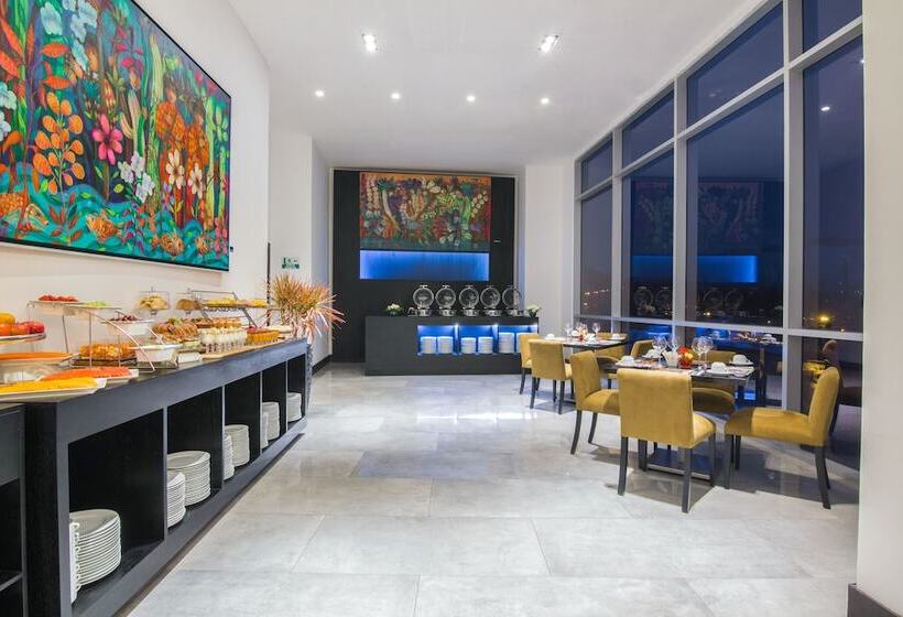 فندق Four Points By Sheraton Cuenca