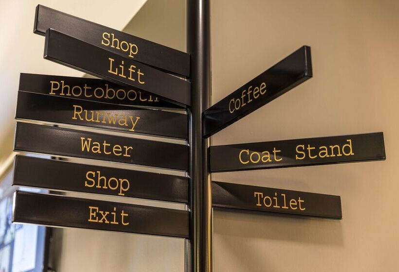 هتل Holiday Inn   The Niu, Cobbles Essen, An Ihg