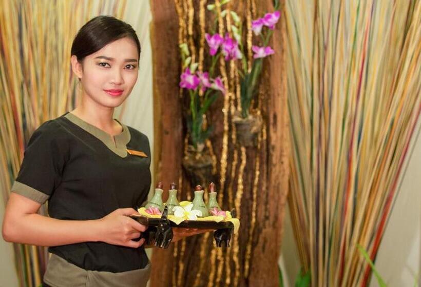 渡假胜地  Sokha Palace Siem Reap