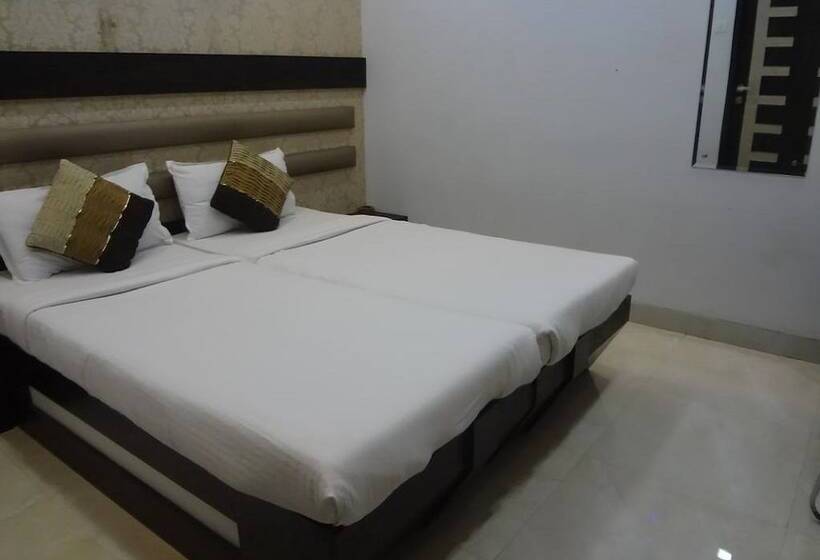 فندق صغير Room Maangta 136   Cst
