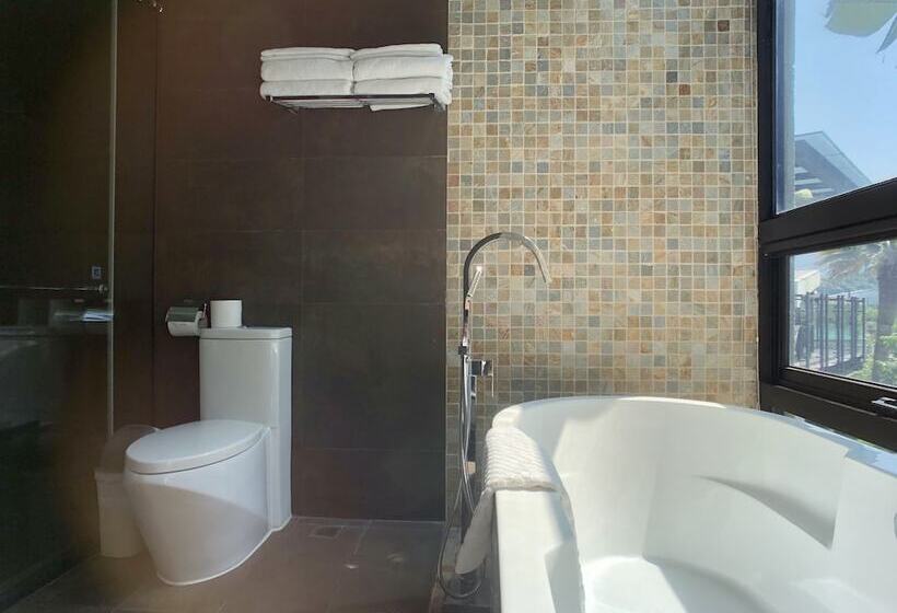 تختخواب و صبحانه Aqua Star Villa Homestay