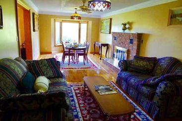 تختخواب و صبحانه Villa Alexandrea