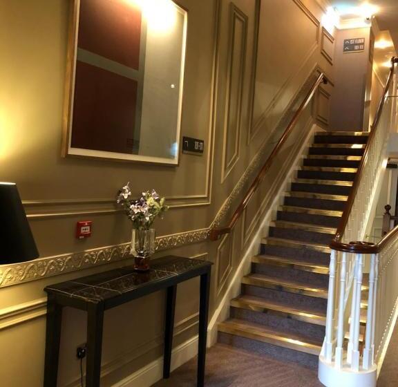 בית מלון כפרי 7, Dublin City Centre