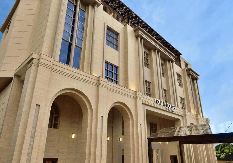 בית מלון כפרי Four Points By Sheraton Srinagar