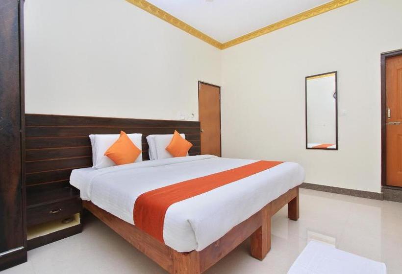 호텔 Lee Comfort Kushalnagar