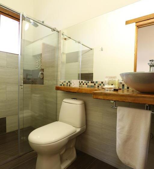 هتل Fontana Plaza