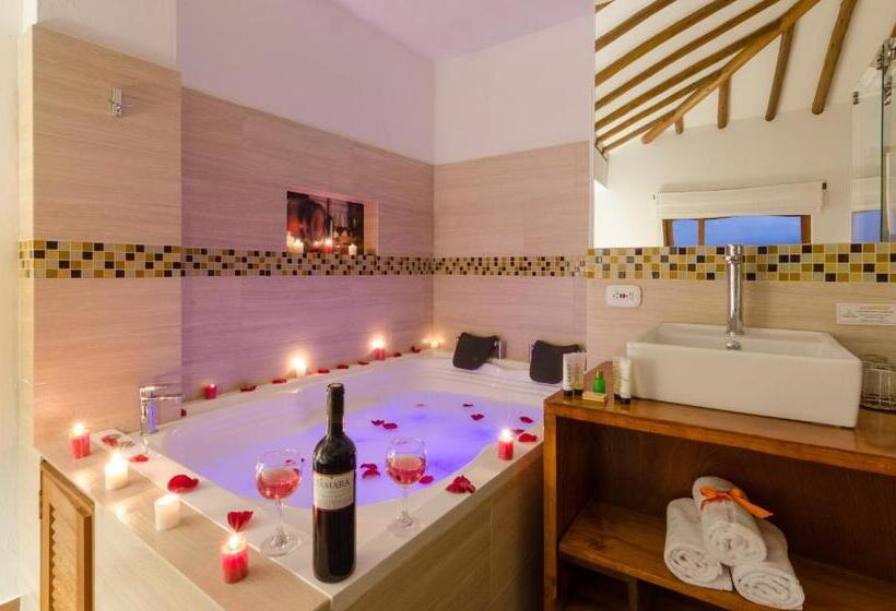 هتل Fontana Plaza