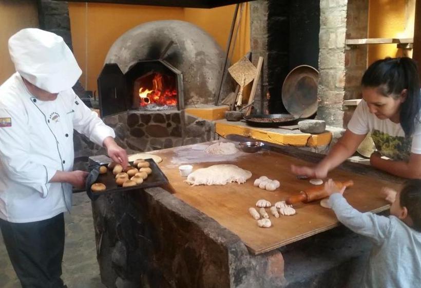 هتل Hacienda El Sinche