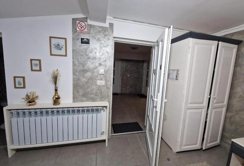 Cazare Moldi   Regim Hotelier