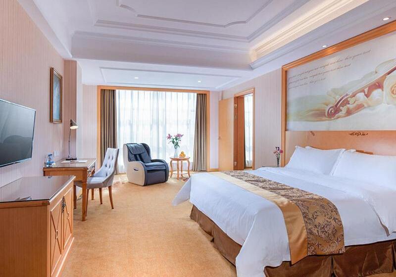 Vienna Hotel Yangjiang Jiangcheng District