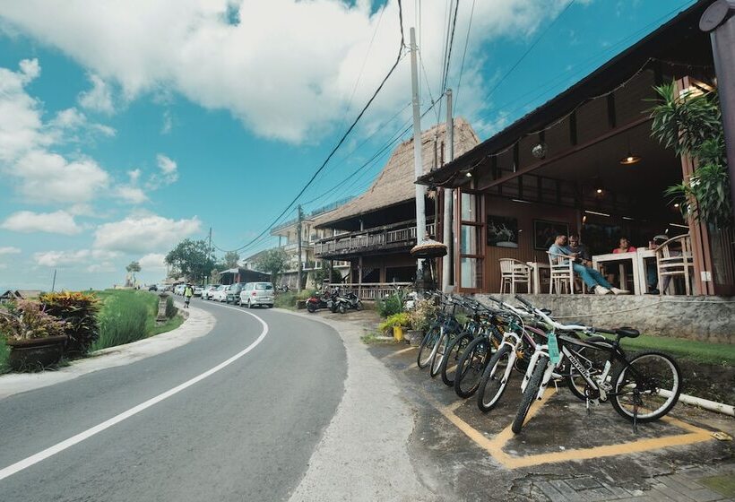 تختخواب و صبحانه Bhuana Agung Villa And Restaurant