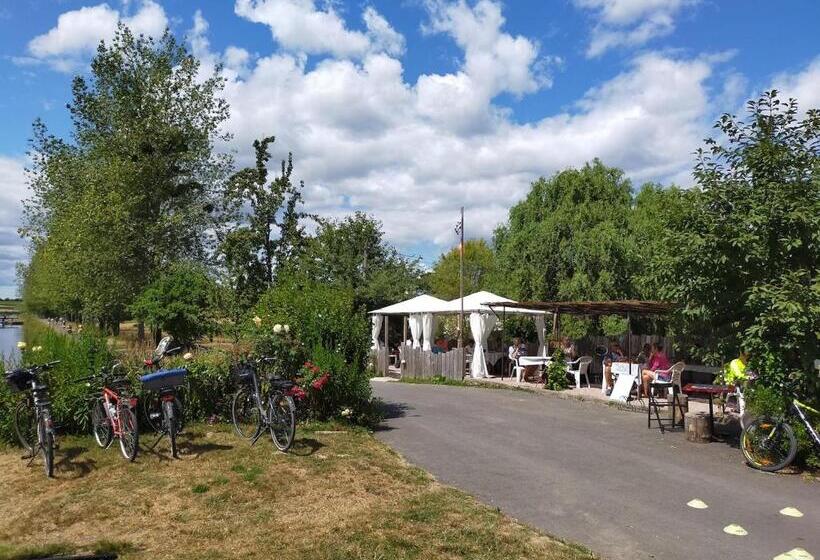 ベッドアンドブレックファースト Ille Flottante, Maison éclusière Et Hébergements Insolites Sur Le Canal