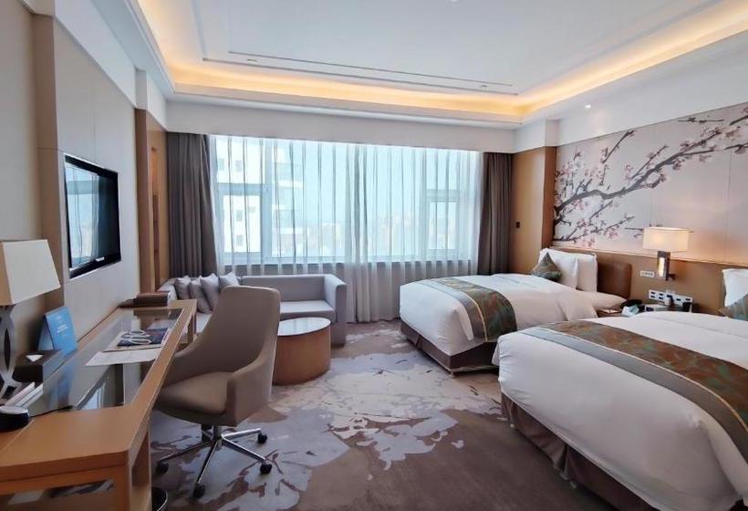 هتل Howard Johnson Xiangyu Plaza Linyi